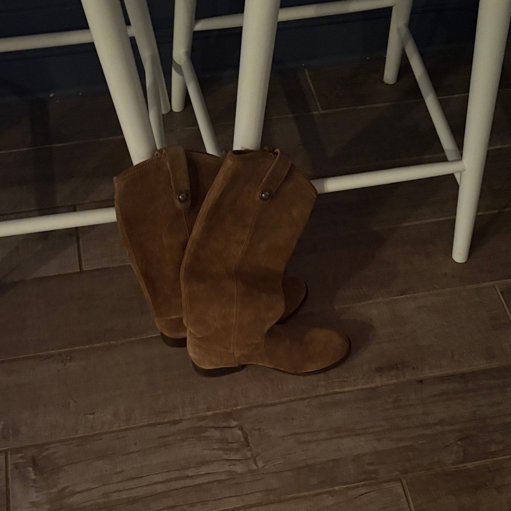 FRYE AND CO. Tan Suede Heeled Boots